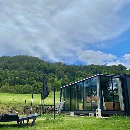 Отель Nimbin Waterfall Retreat Экстерьер фото